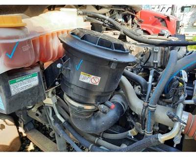 Freightliner M2 106 Plus Air Cleaner / Air Filter Housing