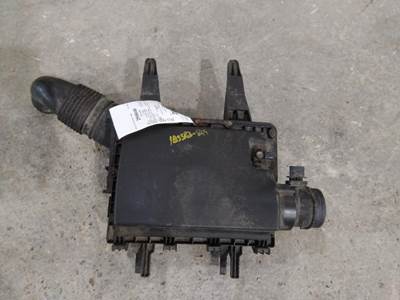 Freightliner Sprinter 3500 Air Cleaner / Air Filter Housing
