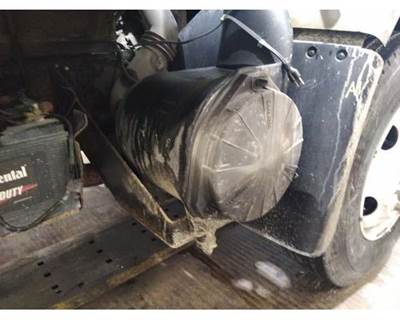 GMC T7500 Air Cleaner / Air Filter Housing