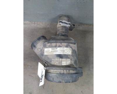 GMC TopKick C7000 Air Cleaner / Air Filter Housing