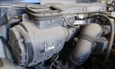 Hino 145 Air Cleaner / Air Filter Housing