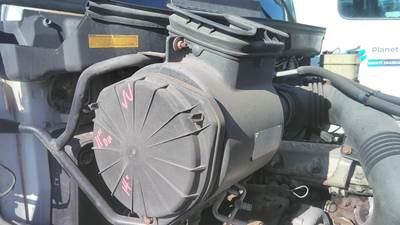 Hino 268 Air Cleaner / Air Filter Housing