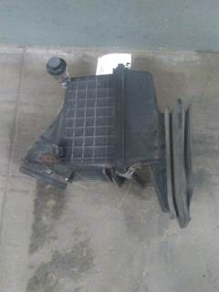 International 4300 Air Cleaner / Air Filter Housing