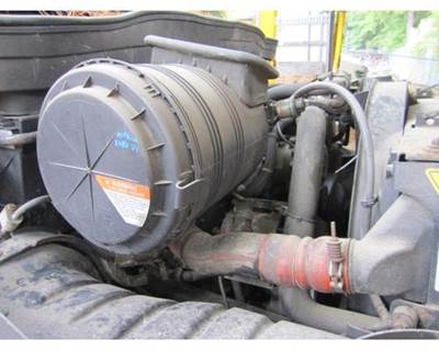 International 4300 Air Cleaner / Air Filter Housing