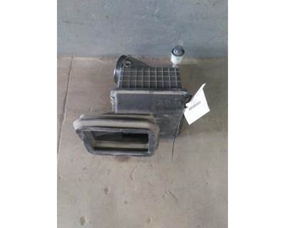 International 4300 Right Air Cleaner / Air Filter Housing