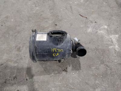 International 4900 Air Cleaner / Air Filter Housing