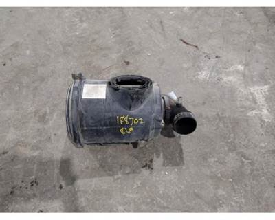 International 4900 Air Cleaner / Air Filter Housing