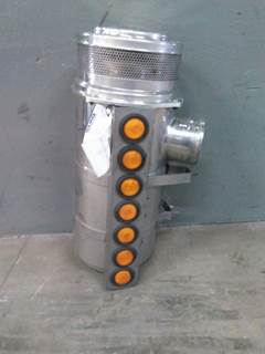 International 9900ix Left Air Cleaner / Air Filter Housing