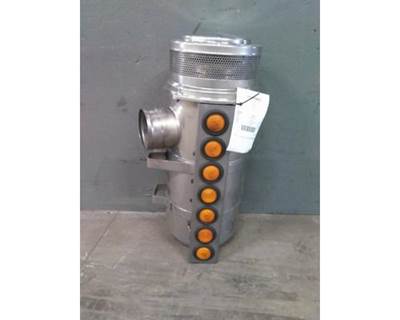 International 9900ix Right Air Cleaner / Air Filter Housing