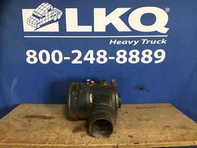 International F2654 Air Cleaner / Air Filter Housing