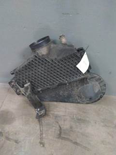 International LT Air Cleaner / Air Filter Housing