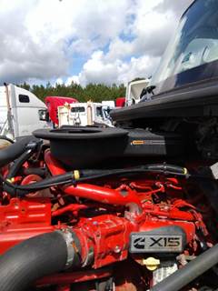 International LT Air Cleaner / Air Filter Housing