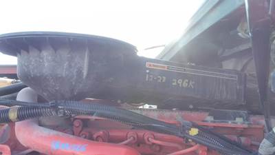 International LT Air Cleaner / Air Filter Housing