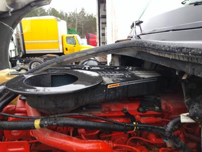 International LT Air Cleaner / Air Filter Housing