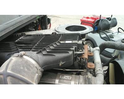 International LT Left Air Cleaner / Air Filter Housing