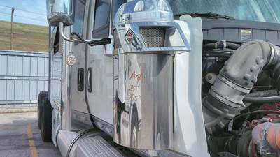 International LoneStar Right Air Cleaner / Air Filter Housing