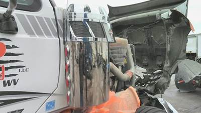 International LoneStar Right Air Cleaner / Air Filter Housing