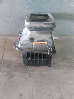 International MV Air Cleaner / Air Filter Housing