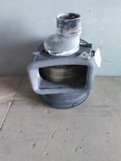International RH Left Air Cleaner / Air Filter Housing