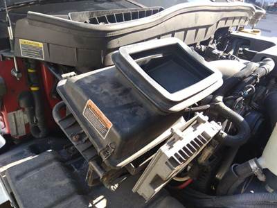 International TerraStar Air Cleaner / Air Filter Housing