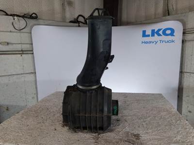 Isuzu NPR Air Cleaner / Air Filter Housing