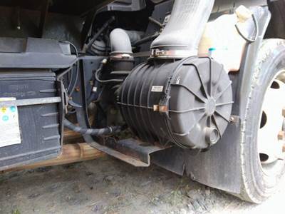 Isuzu NPR HD Right Air Cleaner / Air Filter Housing