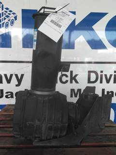 Isuzu NPR HD Air Cleaner / Air Filter Housing