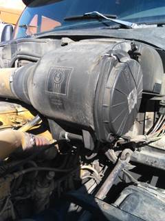 Kenworth T2000 Air Cleaner / Air Filter Housing