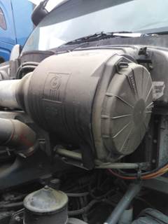 Kenworth T2000 Air Cleaner / Air Filter Housing