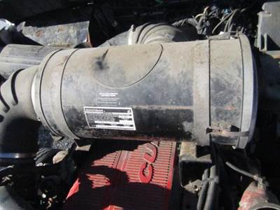 Kenworth T600B Air Cleaner / Air Filter Housing