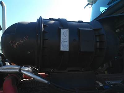 Kenworth T660 Air Cleaner / Air Filter Housing