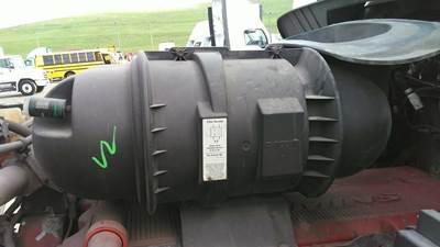Kenworth T660 Air Cleaner / Air Filter Housing