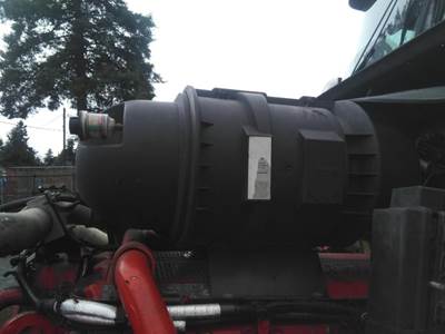 Kenworth T660 Air Cleaner / Air Filter Housing