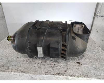 Kenworth T660 Air Cleaner / Air Filter Housing