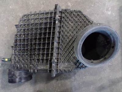 Kenworth T680 Air Cleaner / Air Filter Housing