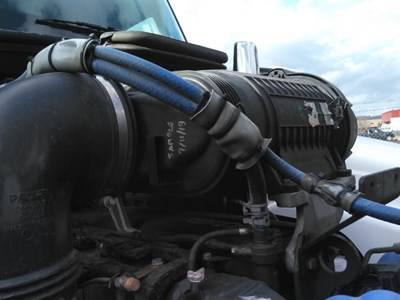 Kenworth T680 Air Cleaner / Air Filter Housing