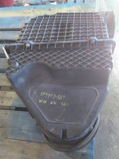 Kenworth T680 Air Cleaner / Air Filter Housing