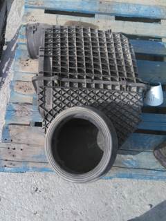Kenworth T680 Air Cleaner / Air Filter Housing