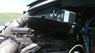 Kenworth T680 Air Cleaner / Air Filter Housing