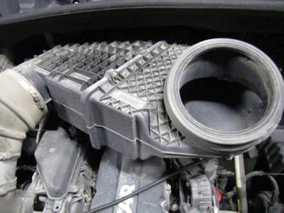 Kenworth T680 Air Cleaner / Air Filter Housing