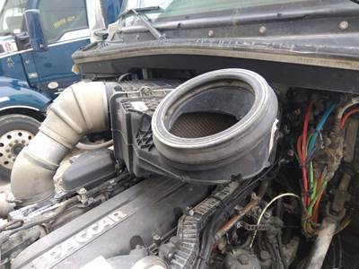 Kenworth T680 Air Cleaner / Air Filter Housing