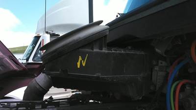 Kenworth T680 Air Cleaner / Air Filter Housing