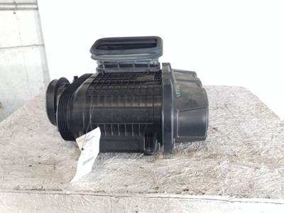 Kenworth T680 Air Cleaner / Air Filter Housing