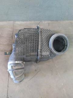 Kenworth T680 Air Cleaner / Air Filter Housing