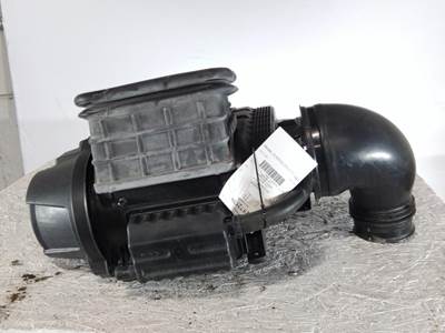 Kenworth T680 Air Cleaner / Air Filter Housing
