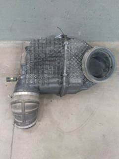 Kenworth T680 Air Cleaner / Air Filter Housing