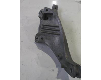 Kenworth T680 Left Air Cleaner / Air Filter Housing