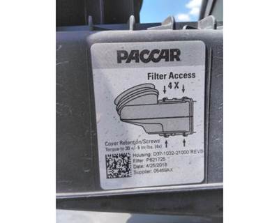 Kenworth T680 Air Cleaner / Air Filter Housing