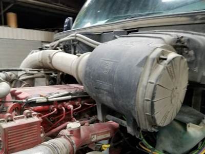 Kenworth T700 Air Cleaner / Air Filter Housing