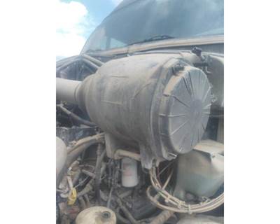 Kenworth T700 Left Air Cleaner / Air Filter Housing